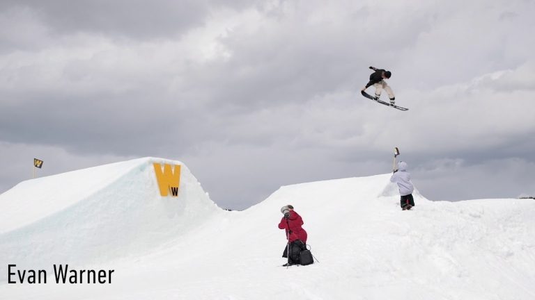 ACADEMY SNOWBOARDS AT COLORADO