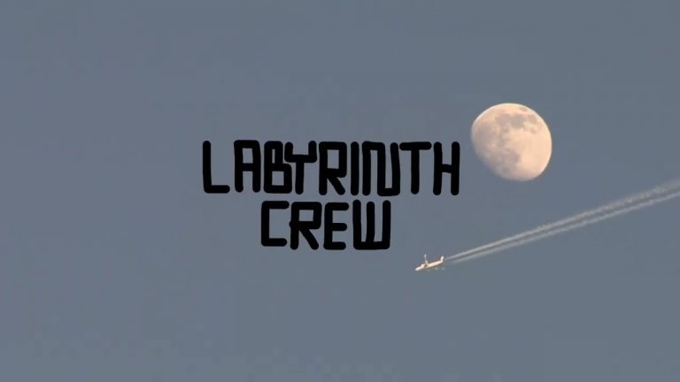 INTO THE LABYSS – LABYRINTH CREW